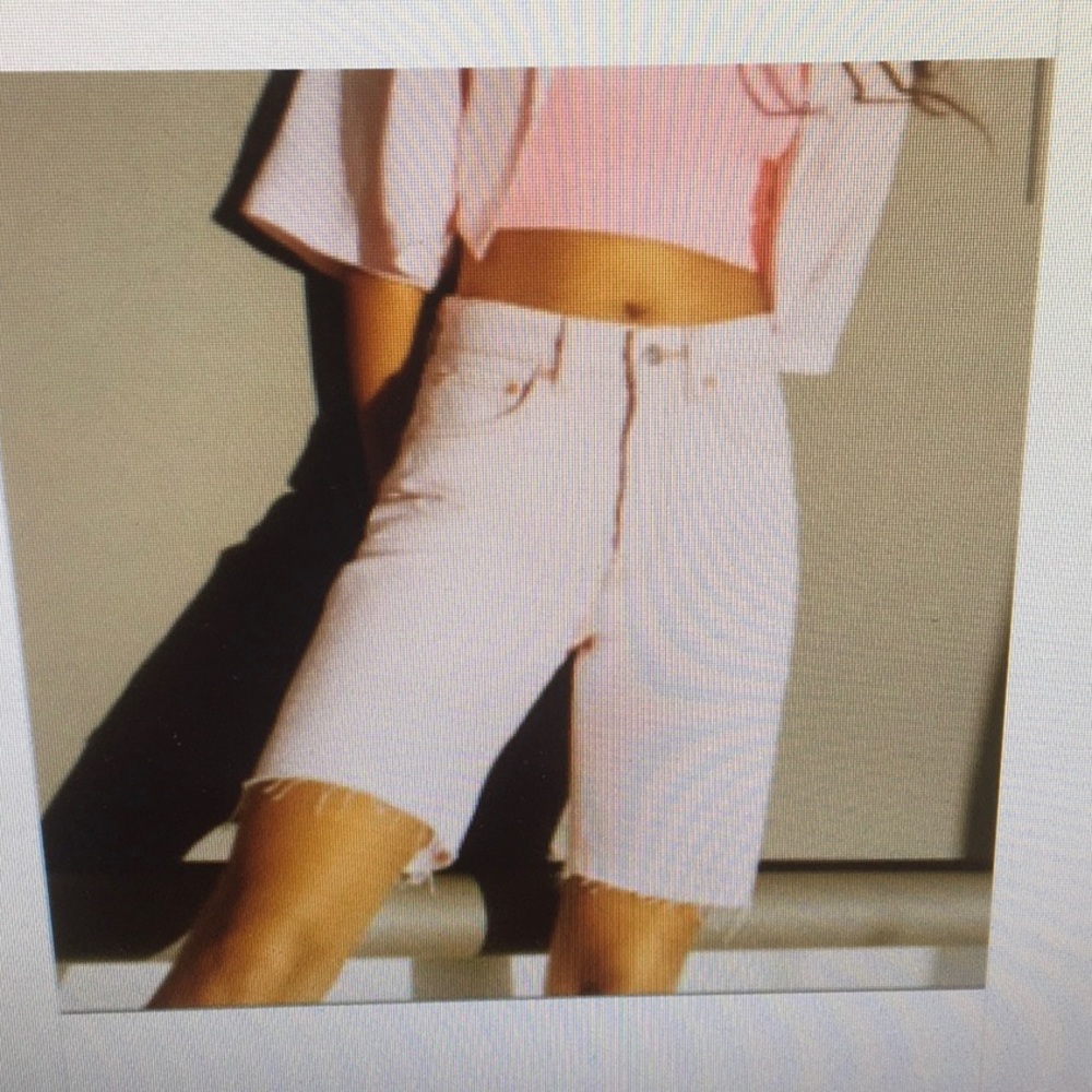 RSQ/PINK-5 POCKET, RAW EDGE STRETCH BERMUDA JEAN SHORTS/NEW